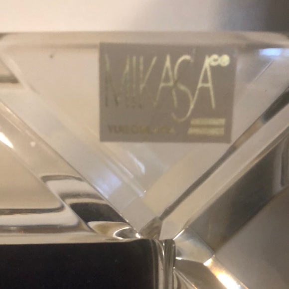 Mikasa Elegant Clear Crystal Frame - Picture 4 of 4